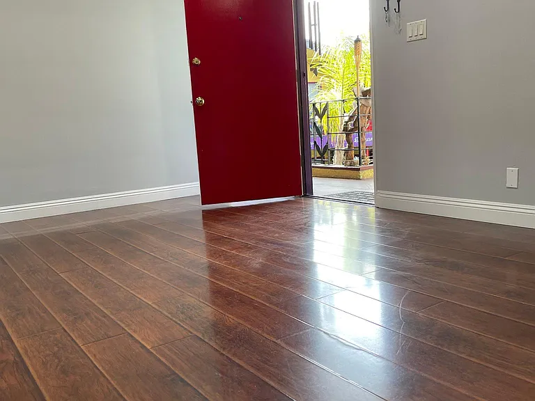 9211 National Blvd #14 — Photo 8
