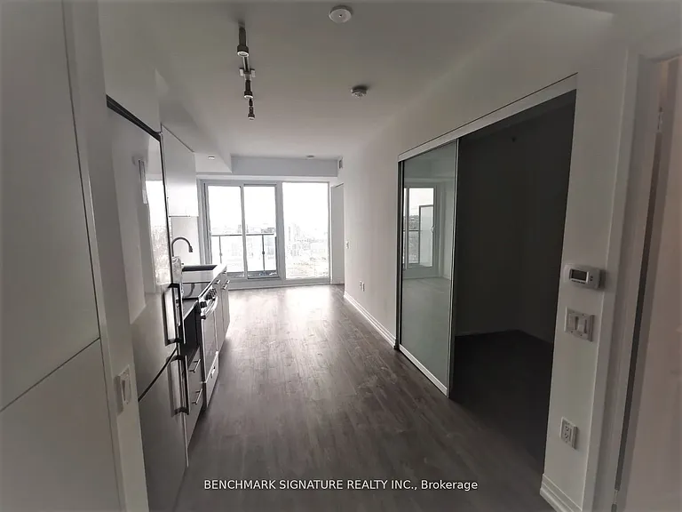 251 Jarvis St #4015 — Photo 6