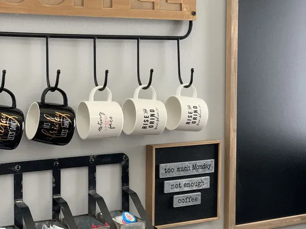 Pine Ridge Apartments