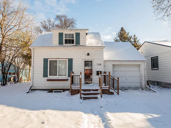 1208 2nd St S, Moorhead, MN 56560
