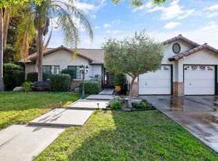 1209 N Sacramento St, Tulare, CA 93274