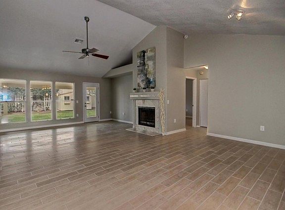 4th image of 1207 E Campbell Ave