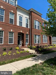 19466 Front St, Leesburg, VA, 20176