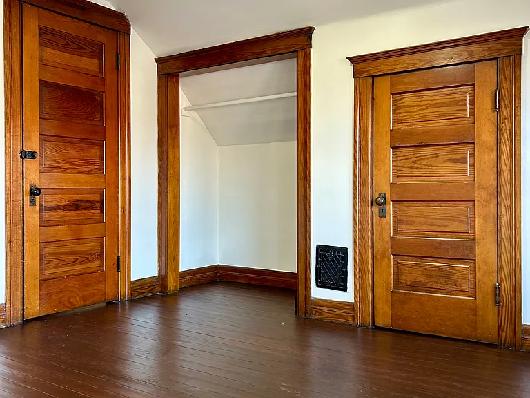 2203 Montclair Ave #B — Photo 13