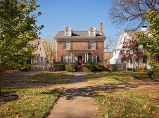 1029 S Pickwick Ave, Springfield, MO 65804