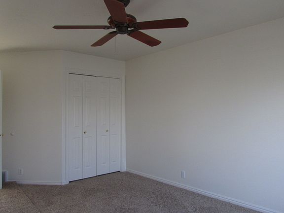 5th image of 252 Julie Ann Ct