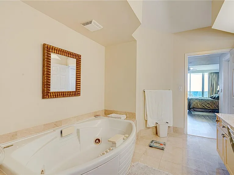 3200 N Ocean Dr #1107 — Photo 22