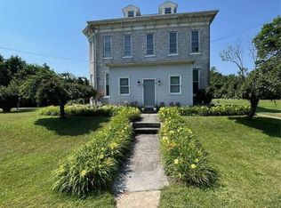 280 Chestnut St, Mertztown, PA 19539