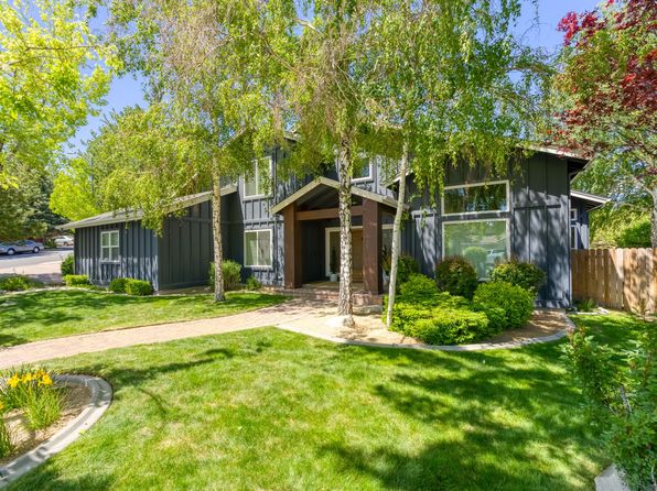 3701 Ranchview Ct