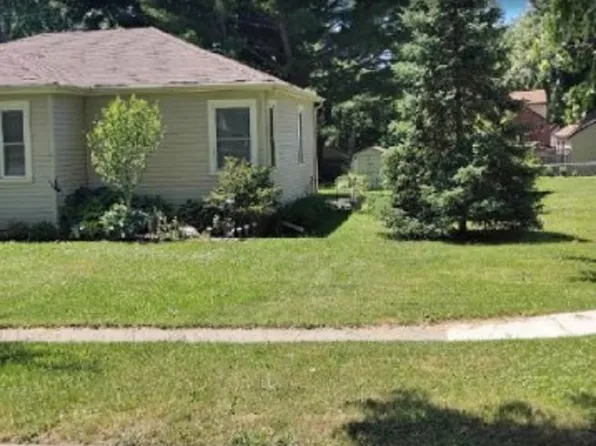 323 Mary St, Yale, MI 48097