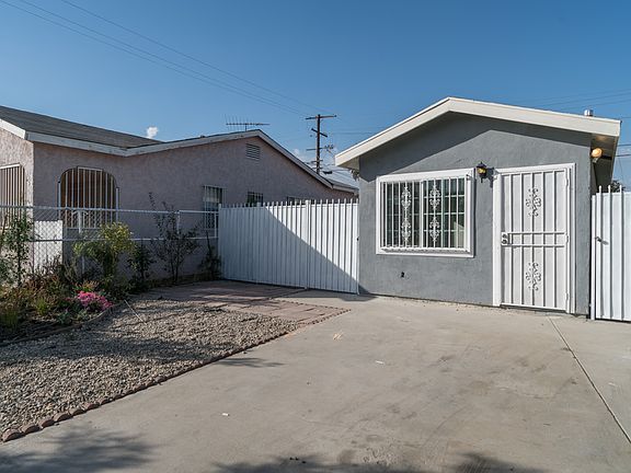 3rd image of 1045 W 65th Pl