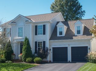5055 Ederton Pl, New Albany, OH 43054