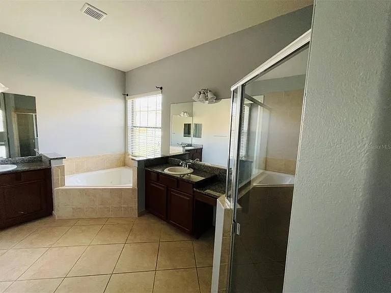 10802 Willow Ridge Loop — Photo 8