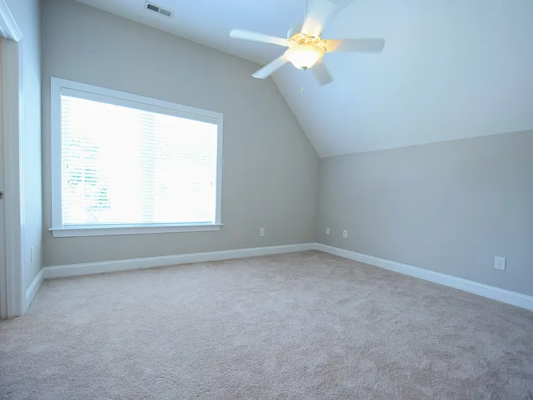239 Blueridge Rd — Photo 23