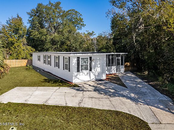 2nd image of 9227 NORFOLK Boulevard