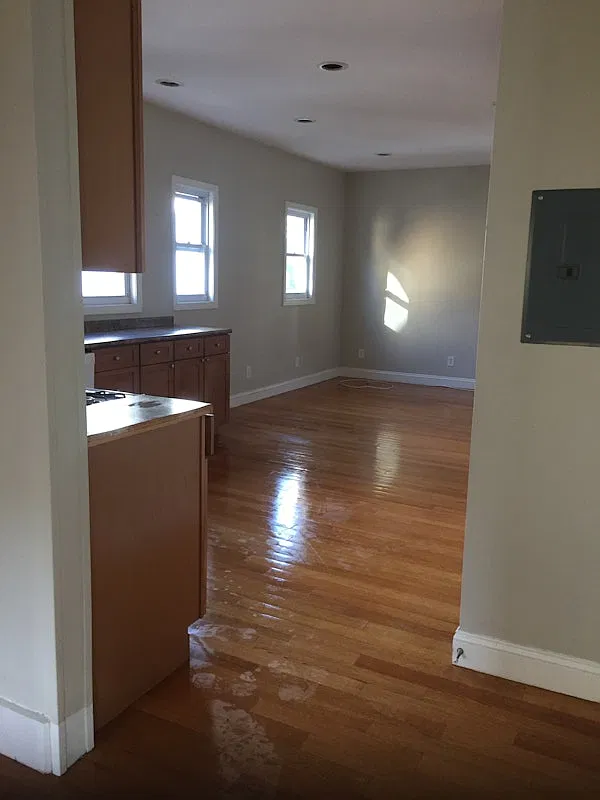 5 bed, 2.0 bath, 1500 sqft, $6,700 — Photo 4