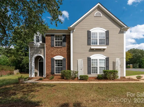 14813 Latour Ct, Pineville, NC 28134