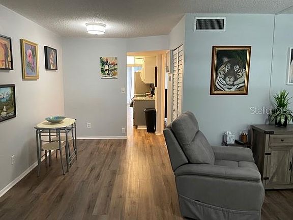 3rd image of 4885 1st St NE APT 117