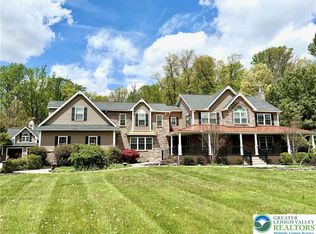 284 Walker Rd, Macungie, PA 18062