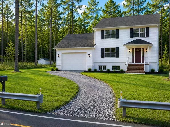 16400 Dahlgren Rd, King George, VA 22485