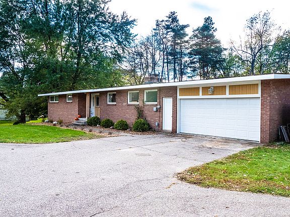 2nd image of 511 Northland Dr NE