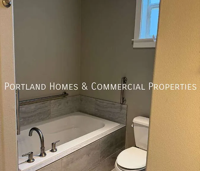 3070 Lazy River Dr — Photo 16