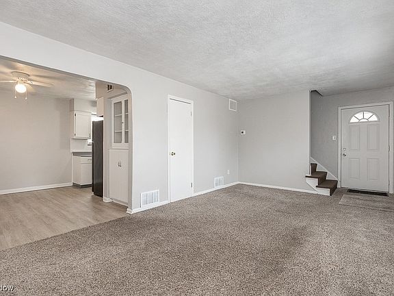 4th image of 20250 Priday Ave