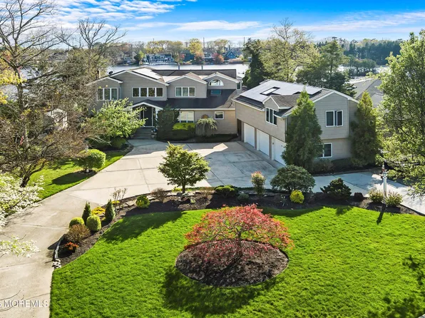115 N Lakeshore Drive, Manahawkin, NJ 08050