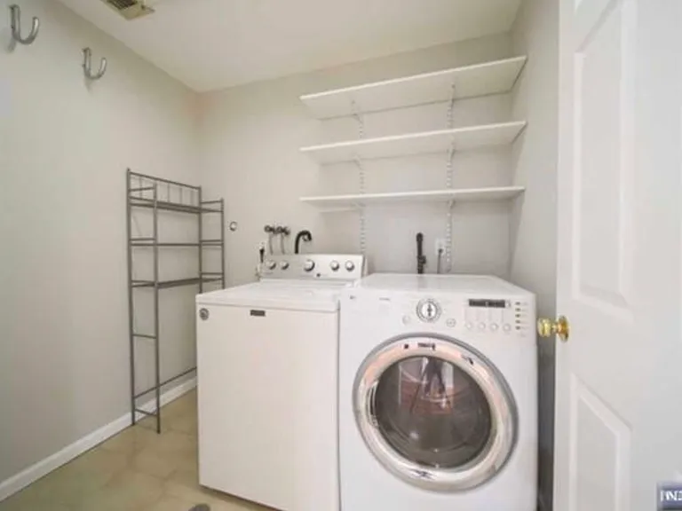 830 Elizabeth St #2 — Photo 12
