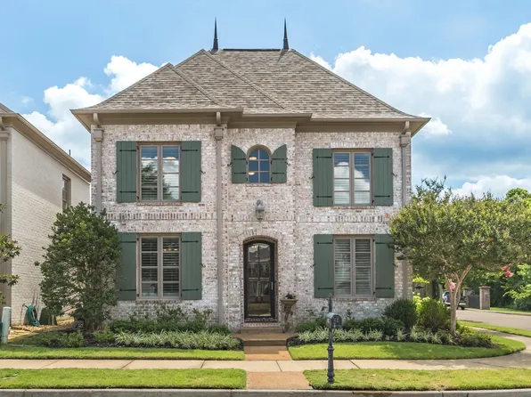 8977 Acorn Landing Dr, Germantown, TN 38139