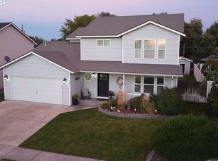 322 NE Marty Dr, Hermiston, OR 97838