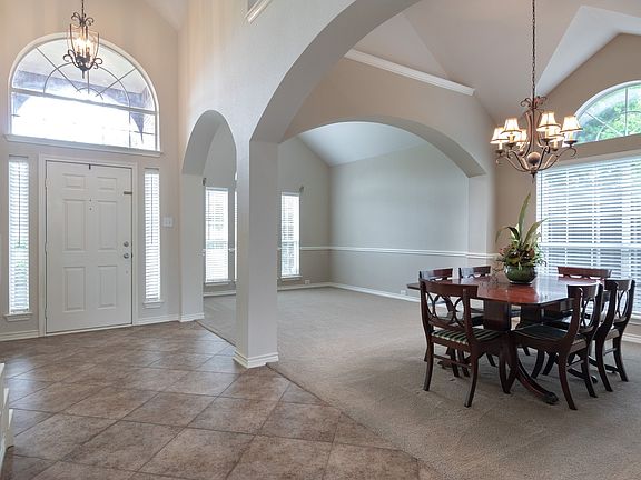7_5810McKinleyLn-3.jpg