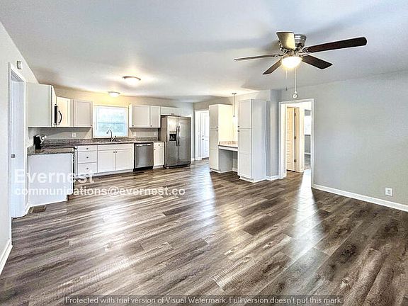 3rd image of 1003 Oleander Dr