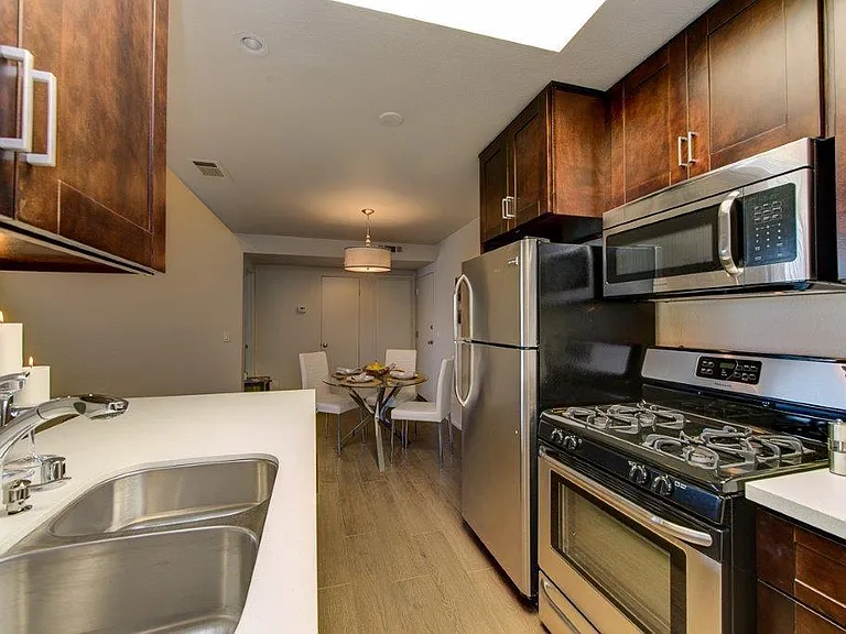 3760 Sawtelle Blvd #304 — Photo 7