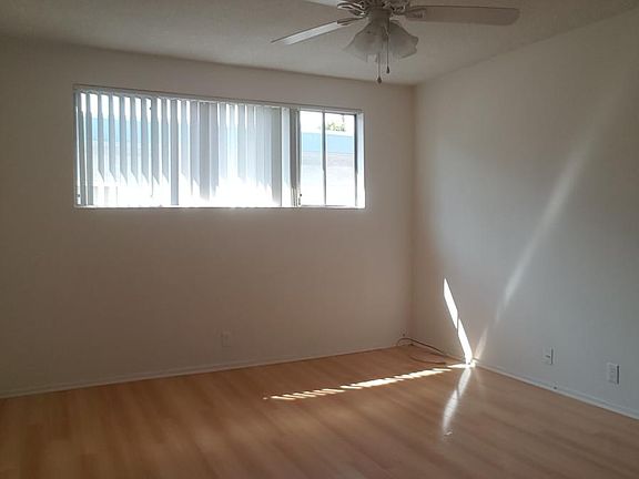 3rd image of 1022 N Vista St APT 9