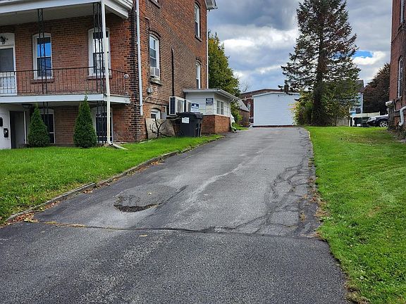 2nd image of 89 W Main St #B
