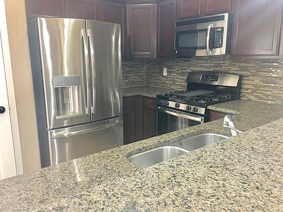 5th image of 3716 Loma Cortez Dr