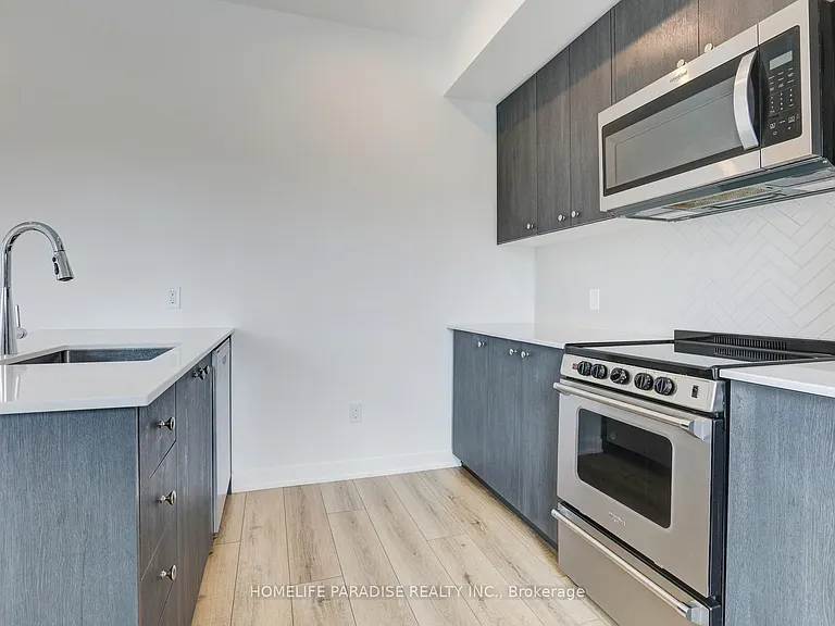 312 Erb St W #416 — Photo 15