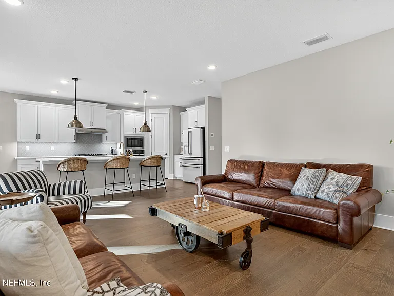 434 Settlers Landing Dr #1 — Photo 3
