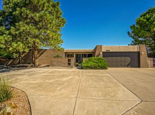 8913 Osuna Rd NE, Albuquerque, NM 87111