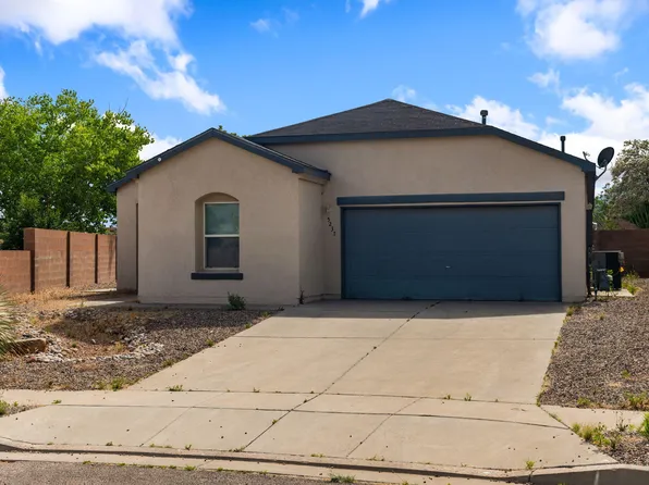 5237 Caprock Dr NE, Rio Rancho, NM 87144