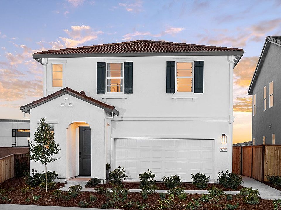 Front Exterior at Plan 3001, Villas at Arbor Ranch