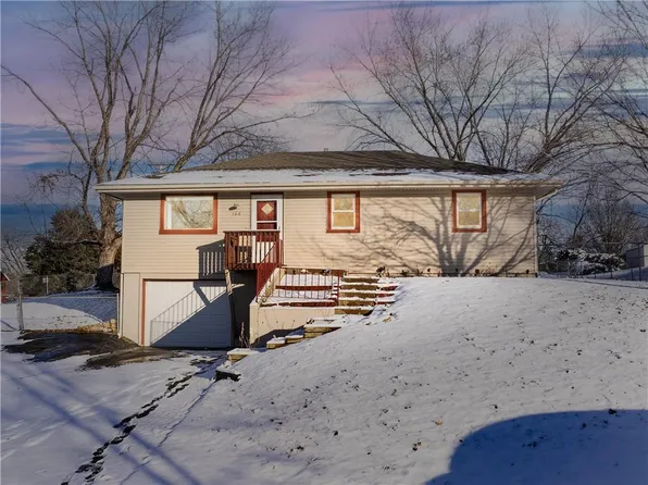 108 Aller Ave, Edgerton, MO 64444