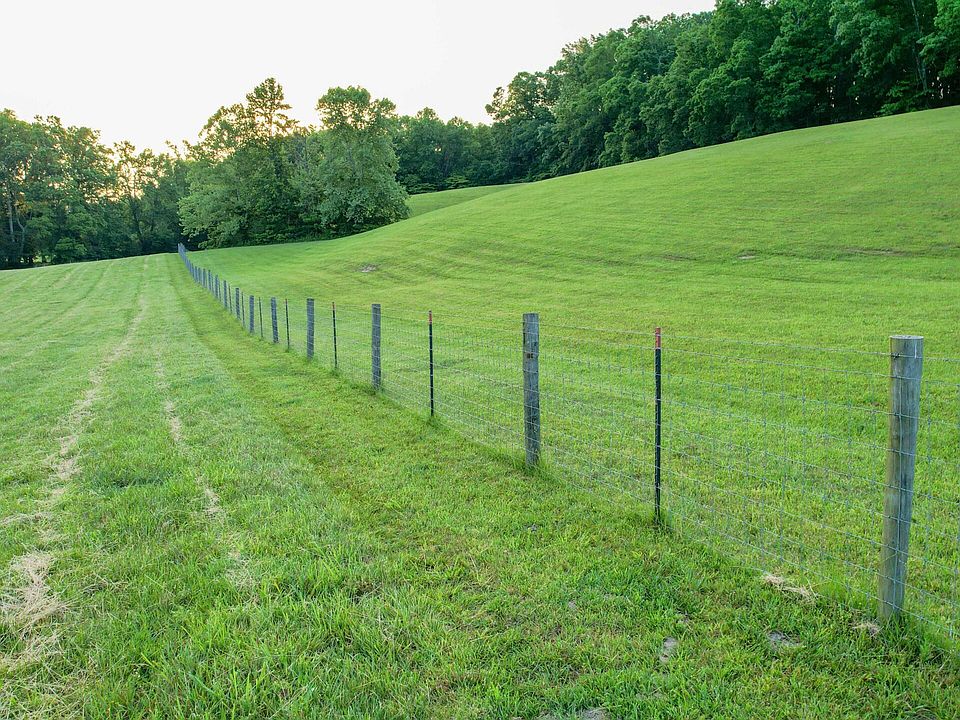 40th image of 1267 Wades Branch Rd