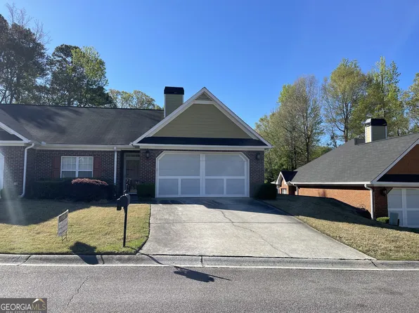 2555 Rosehill Cir, Lithia Springs, GA 30122