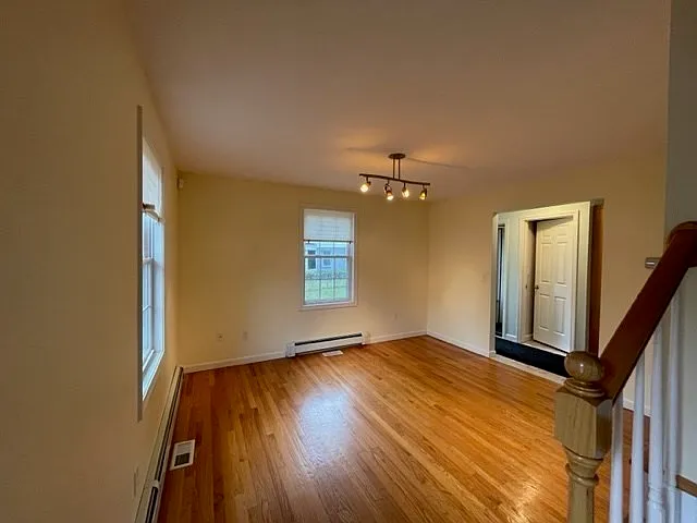 72 Cedar Rd N — Photo 9