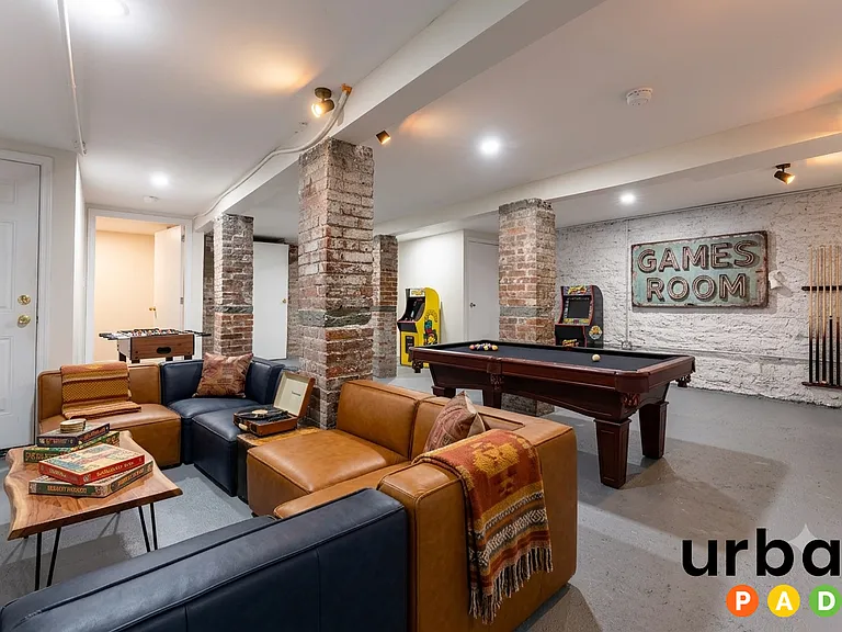 828 Halsey St #2B — Photo 14