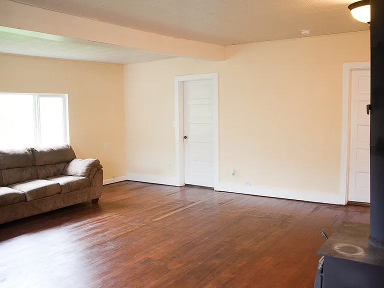 Sumac Dr — Photo 9