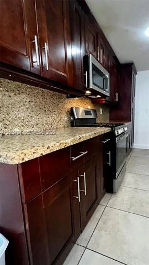 7500 SW 133rd Ave # 7500, Miami, FL 33183 — Photo 2