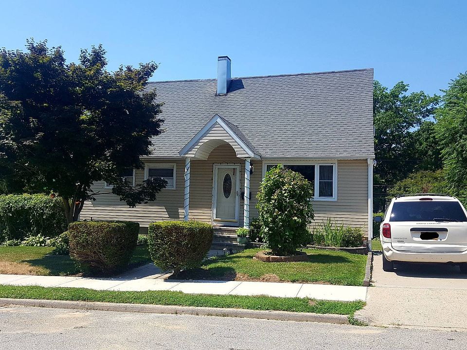 1st image of 13 Kemp Ave
